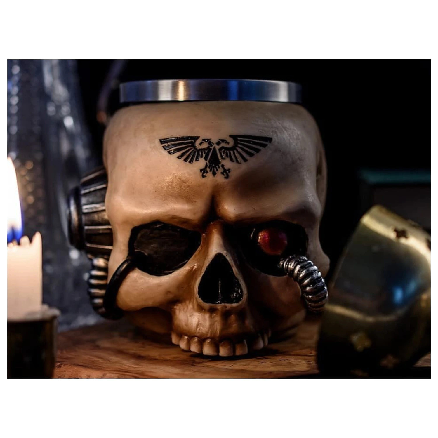 Warhammer 40,000 skodelica Servo Skull fotografija izdelka