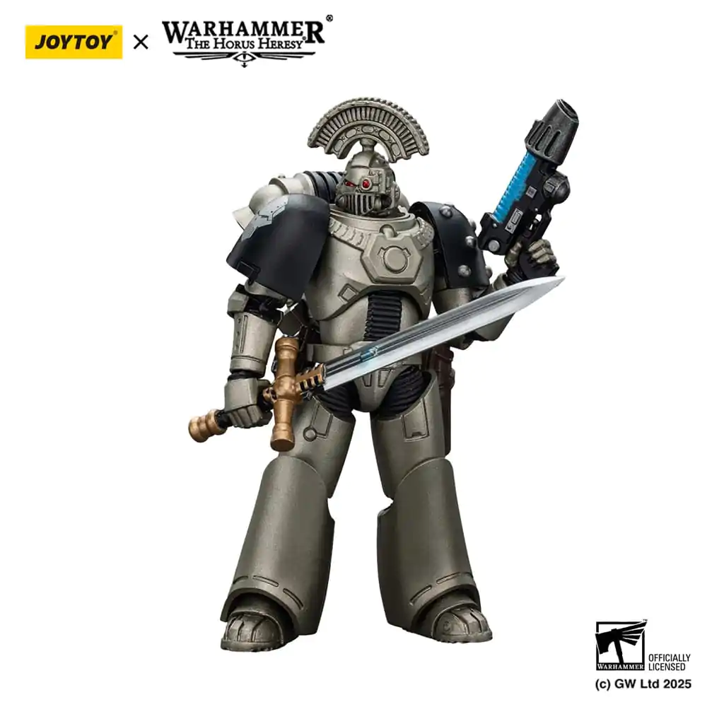 Warhammer The Horus Heresy akcijska figura 1/18 Iron Warriors MKVI taktični vodnik z laserskim mečem in plazemsko pištolo 12 cm fotografija izdelka