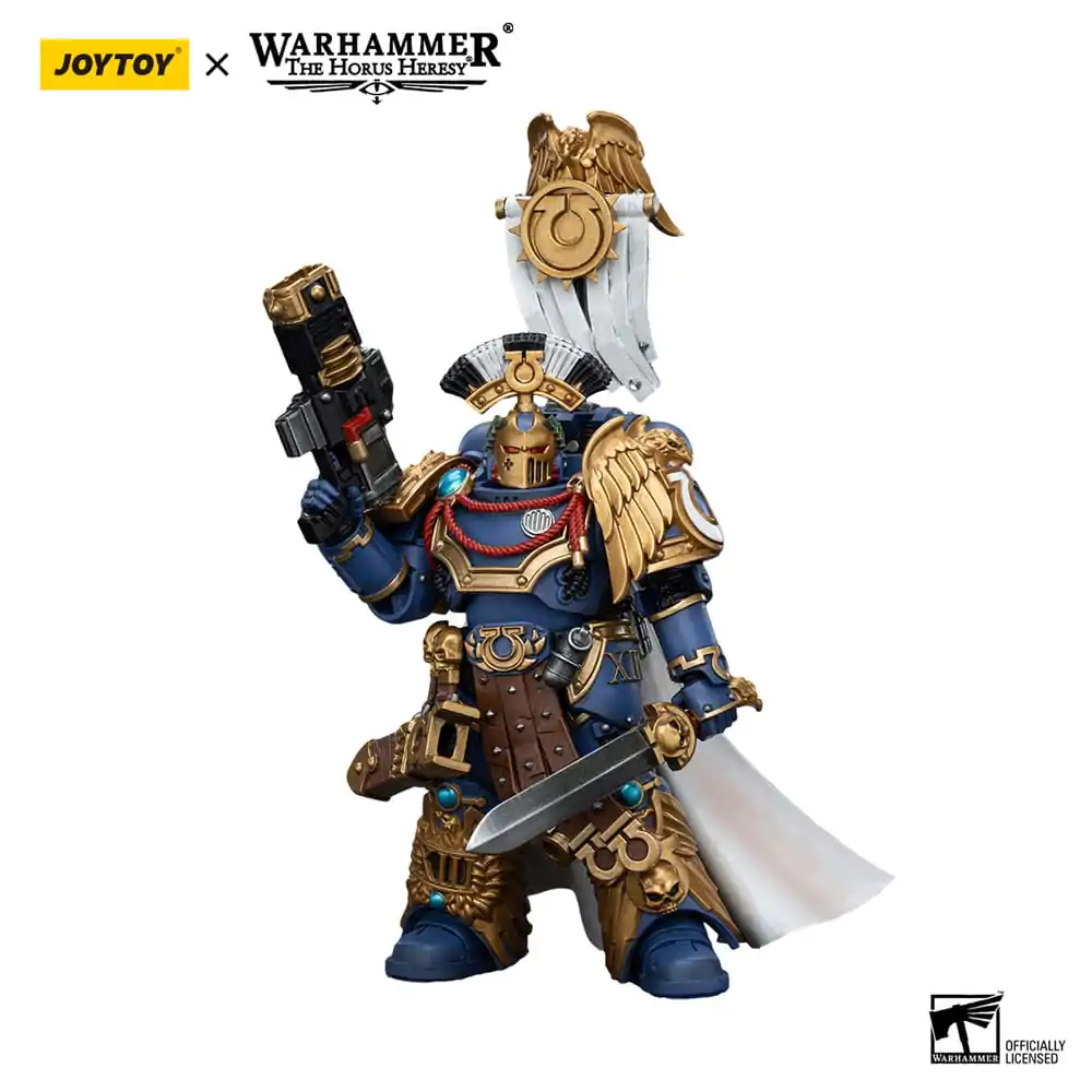 Warhammer The Horus Heresy akcijska figura 1/18 Ultramarines Legion Praetor z električnim mečem in Volkite Serpenta 12 cm fotografija izdelka