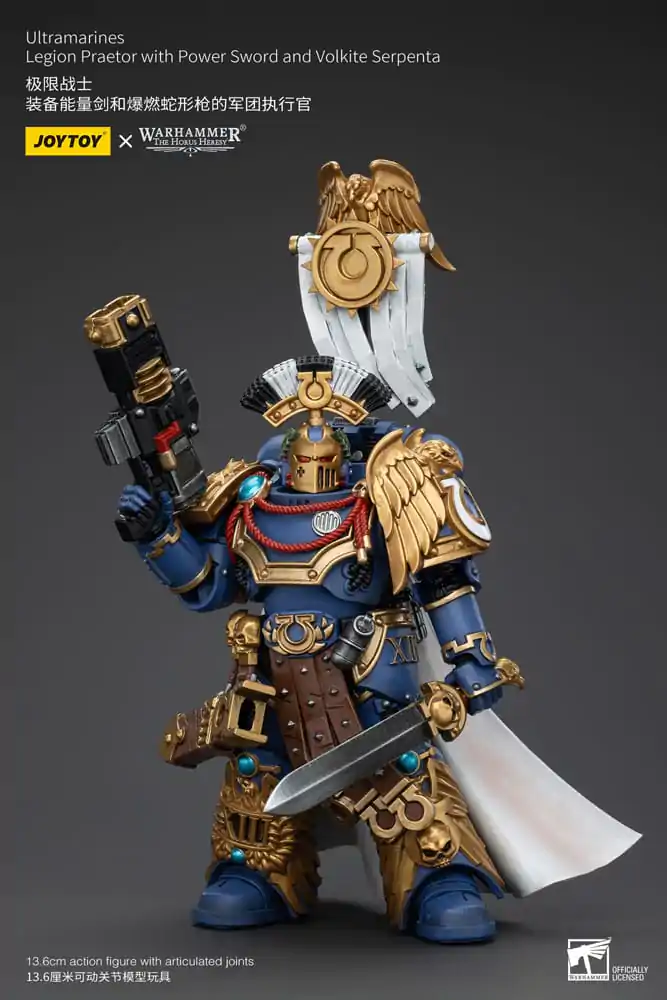 Warhammer The Horus Heresy akcijska figura 1/18 Ultramarines Legion Praetor z električnim mečem in Volkite Serpenta 12 cm fotografija izdelka