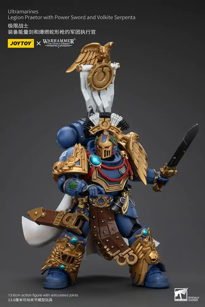 Warhammer The Horus Heresy akcijska figura 1/18 Ultramarines Legion Praetor z električnim mečem in Volkite Serpenta 12 cm fotografija izdelka