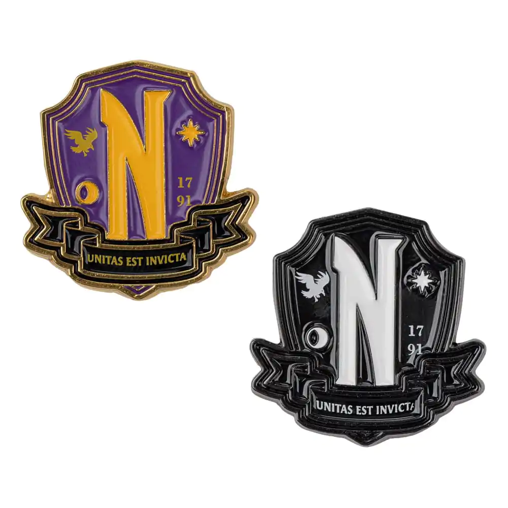 Sredini Uhani/Značke (Pins) 2-Pack Nevermore Academy fotografija izdelka