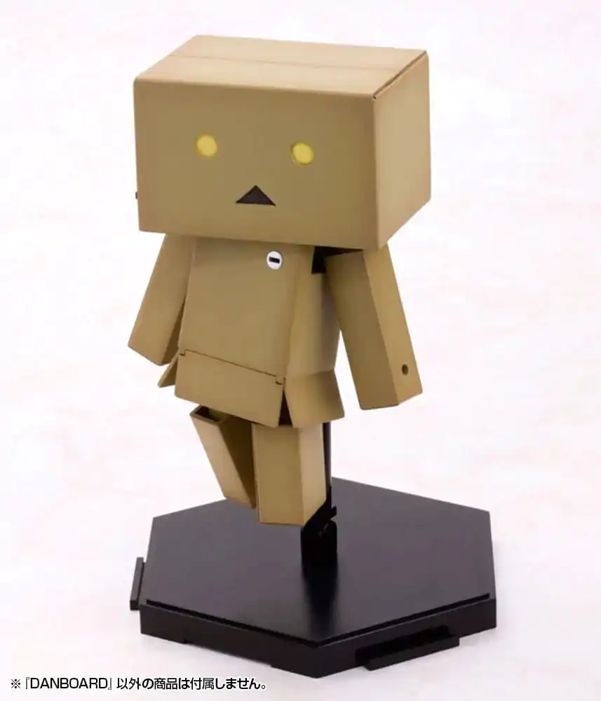 Yotsubato! Plastični komplet modela Danboard 13 cm fotografija izdelka