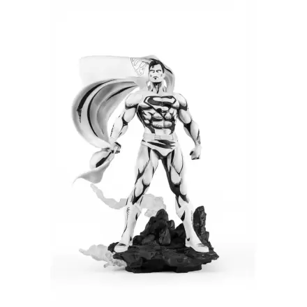 Batman PX PVC Kip 1/8 SDCC 2024 Superman Black & White Version 30 cm termékfotója