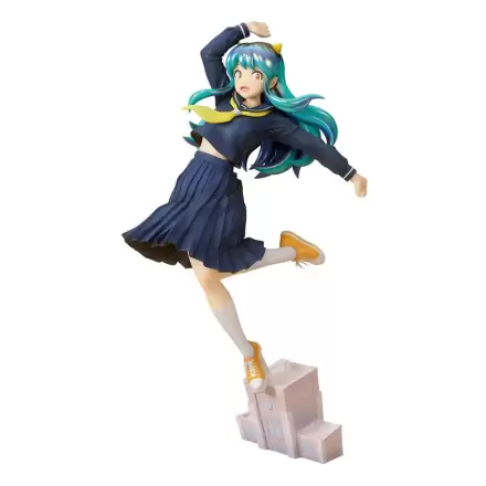 Urusei Yatsura Kip PVC 1/7 Lum Uniform Ver. 28 cm termékfotója